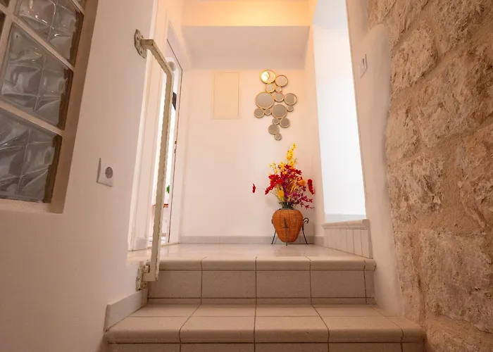 Main Square Loft - Zf Hvar Apartament *
